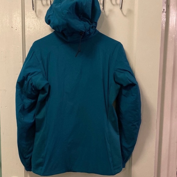 ❌❌SOLD in M❌❌Arcteryx Atom LT Hoodie Women EUC Timelapse - Picture 3 of 9